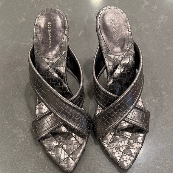 BCBGMaxAzria Silver Croc-Embossed Heels - Picture 9 of 9